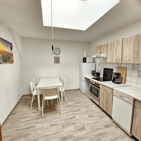 Apartmán Mr Living I Moderne Mit Einzelbetten, Voll Ausgestattete Kueche, Wlan, Parkplatz, Ideal Fuer Monteure I Di01, Di02