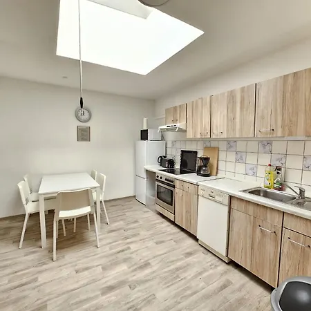 Mr Living I Moderne Mit Einzelbetten, Voll Ausgestattete Kueche, Wlan, Parkplatz, Ideal Fuer Monteure I Di01, Di02 Apartmán *